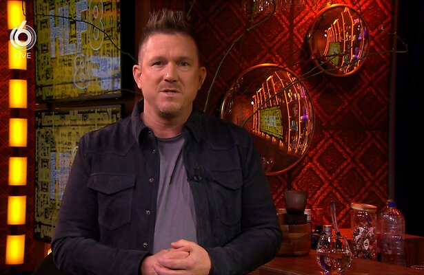 De TV van gisteren: Recordcijfers voor emotionele Johnny in HLF8